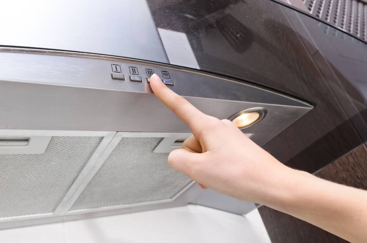Pulire la cappa in cucina: rischio incendio? Fallo bene! article-post
