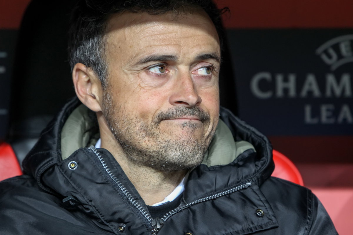 Luis Enrique sempre più lontano da Napoli article-post