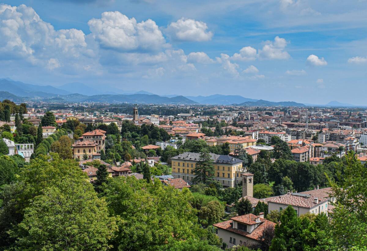 Bergamo: minorenne progettava un attentato in nome dell’Isis article-post