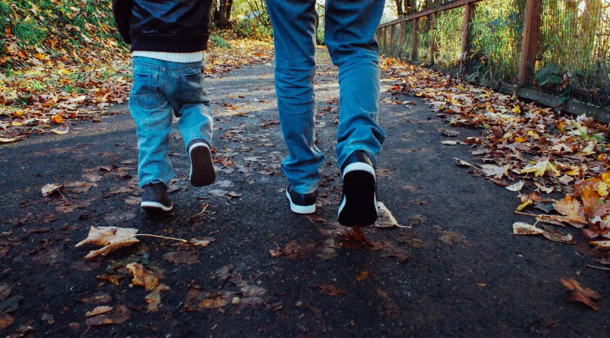 Violenta la figlia di 3 anni e filma gli abusi article-post