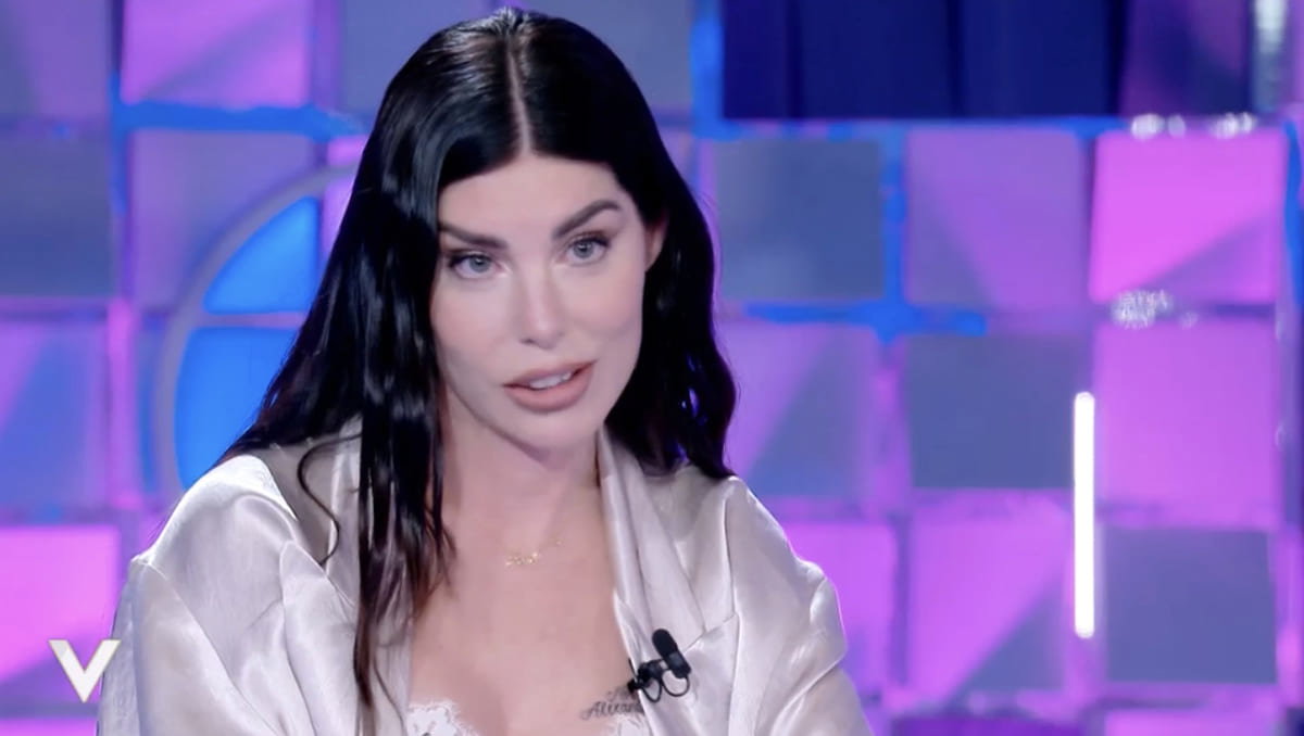 Verissimo, Bianca Atzei irriconoscibile: cos’ha fatto article-post