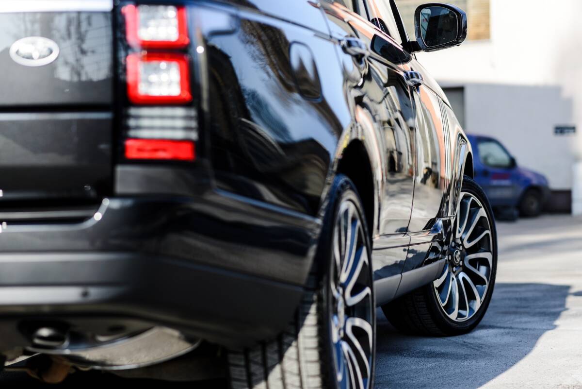 Morto nel bagagliaio del suv: l’imprenditore aveva una vita spericolata article-post