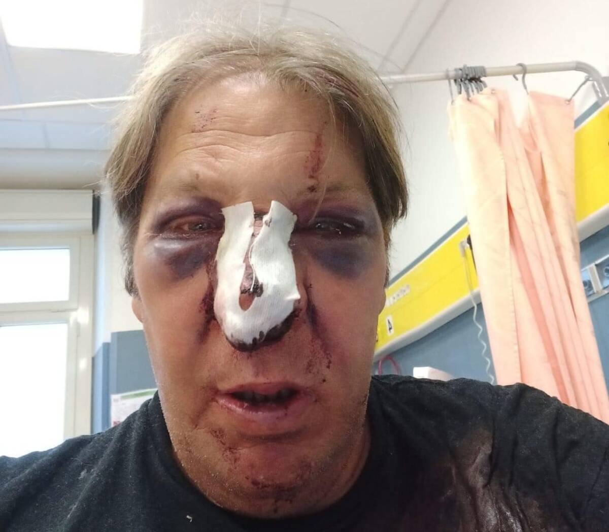Cagliari: il giornalista Antonello Lai accerchiato e pestato in un locale article-post