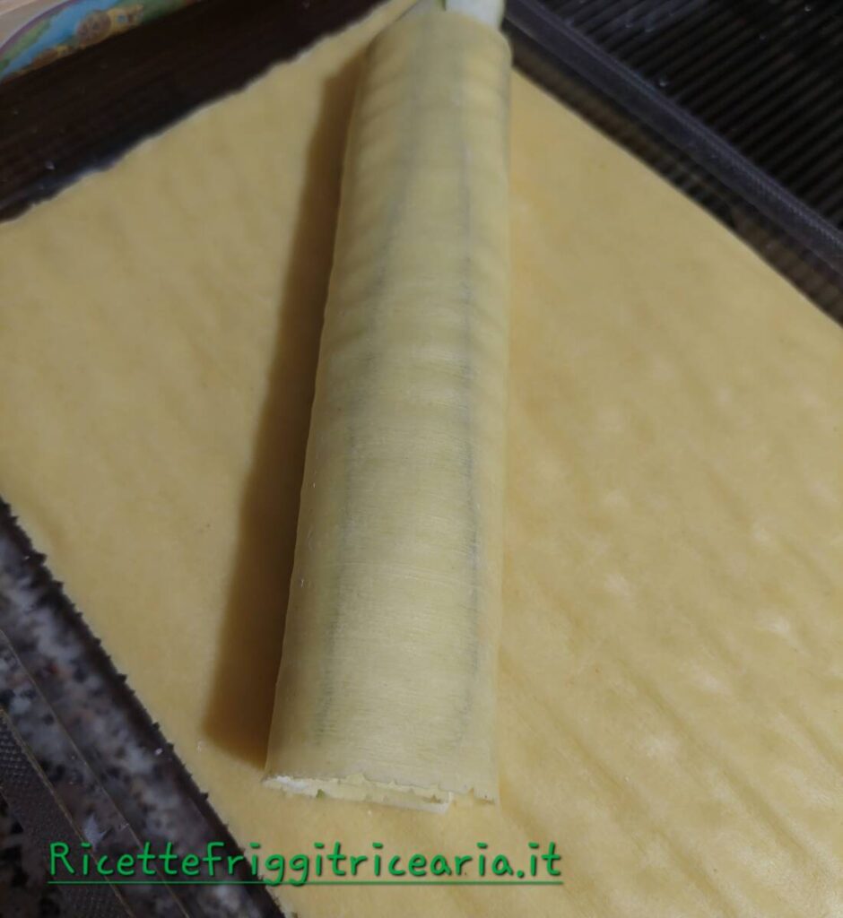 Rotolini di lasagne fritti in friggitrice ad aria