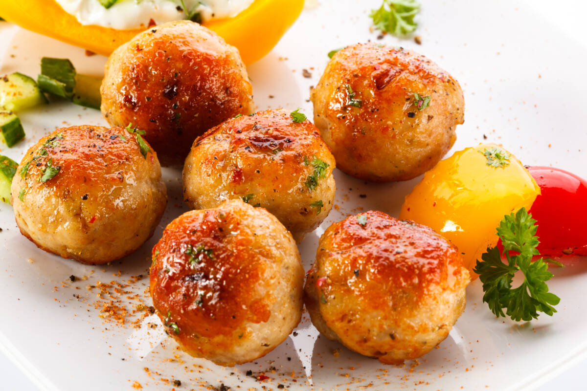 Polpette di peperoni in friggitrice ad aria, con cuore filante di scamorza article-post