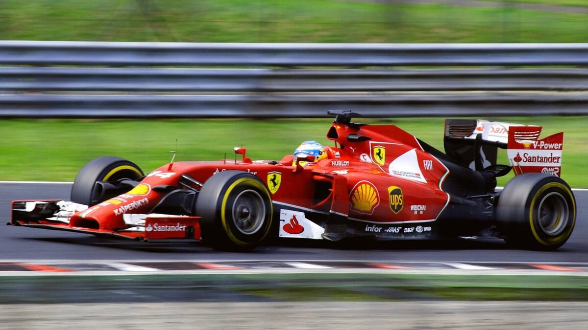 Ferrari offerte di lavoro: ecco le figure richieste article-post