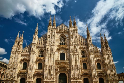 Annunci escort Milano: come è cambiato il mercato digitale dei servizi di accompagnamento a Milano preview