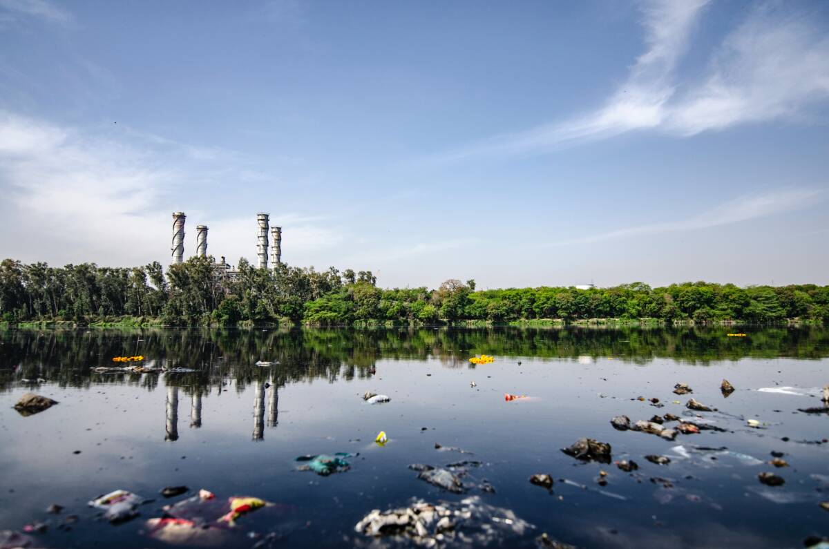 Fukushima, inizia il rilascio dell’acqua radioattiva nell’oceano. Greenpeace: “Un atto irresponsabile” article-post