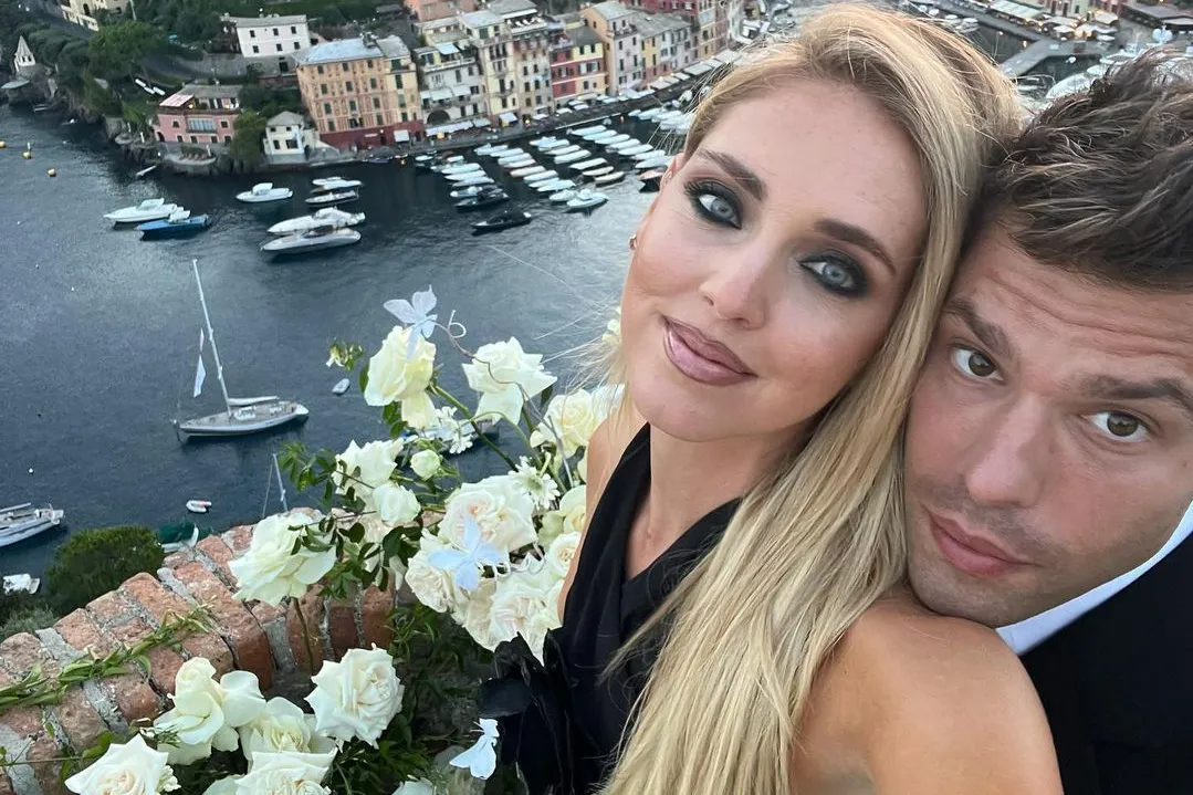 Fedez e Ferragni anniversario: le dediche social article-post