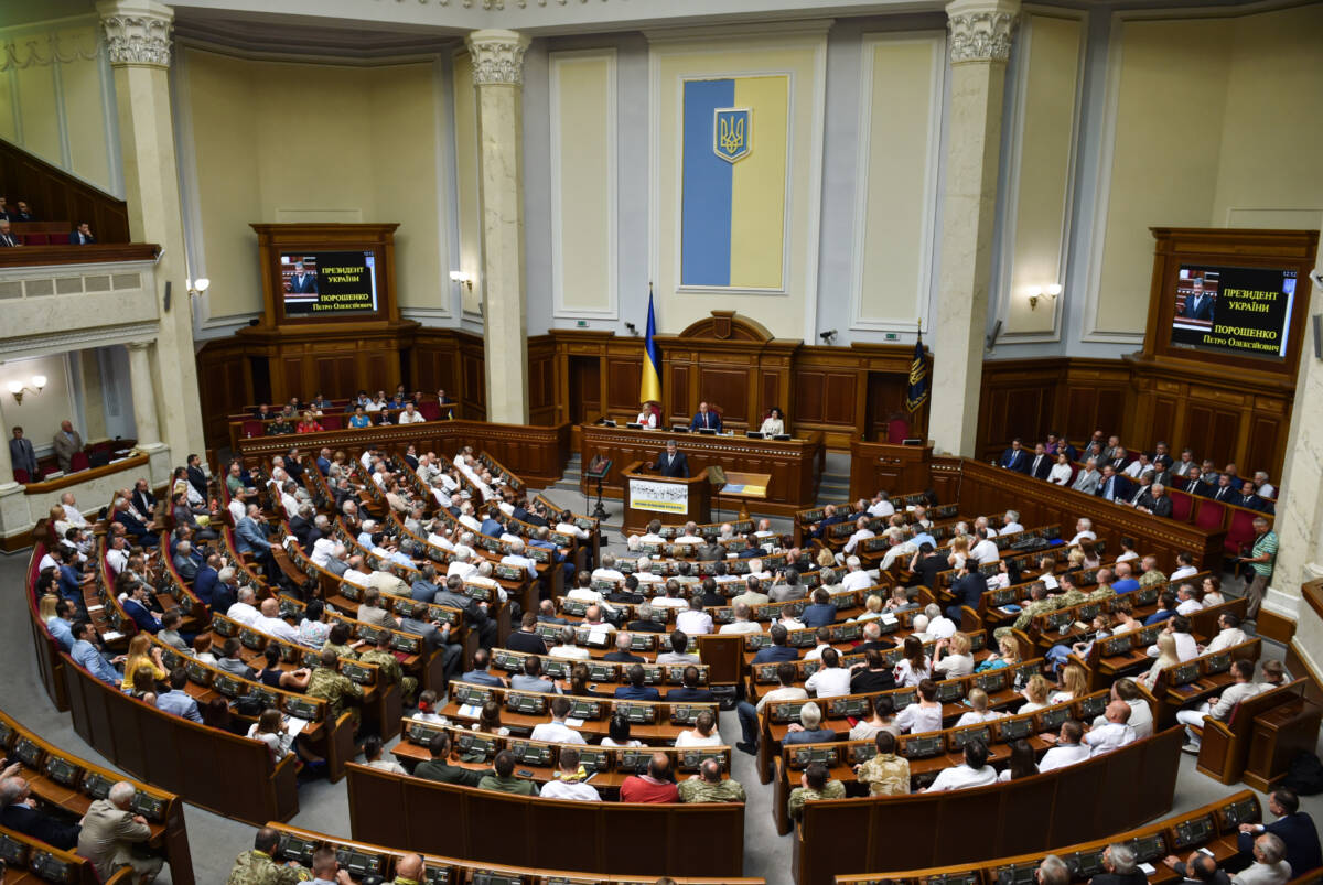 Zelensky licenzia il ministro della Difesa Reznikov dopo le accuse di corruzione. Al suo posto Rustem Umerov article-post