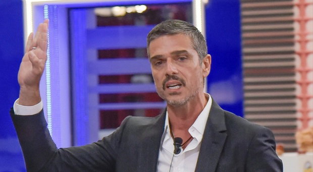 GF, Massimiliano Varrese, l’ex compagna rivela: “Non mi ha mai trattato male” article-post