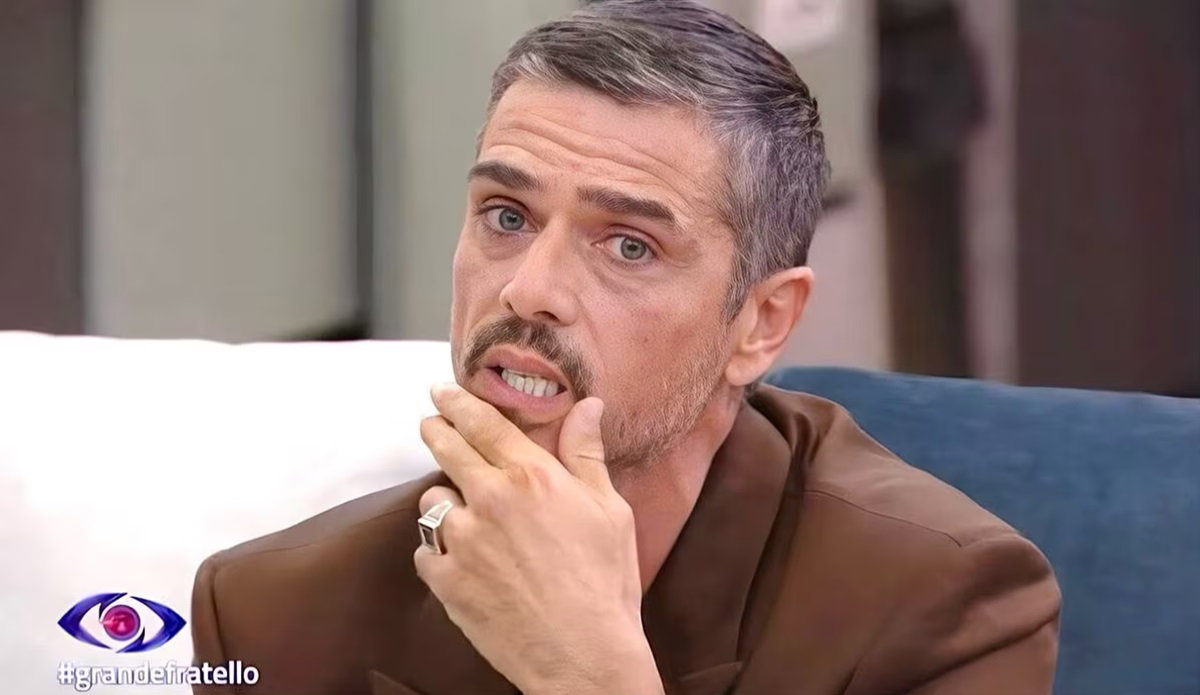 Grande Fratello rivelazione su Varrese: ha una persona fuori article-post