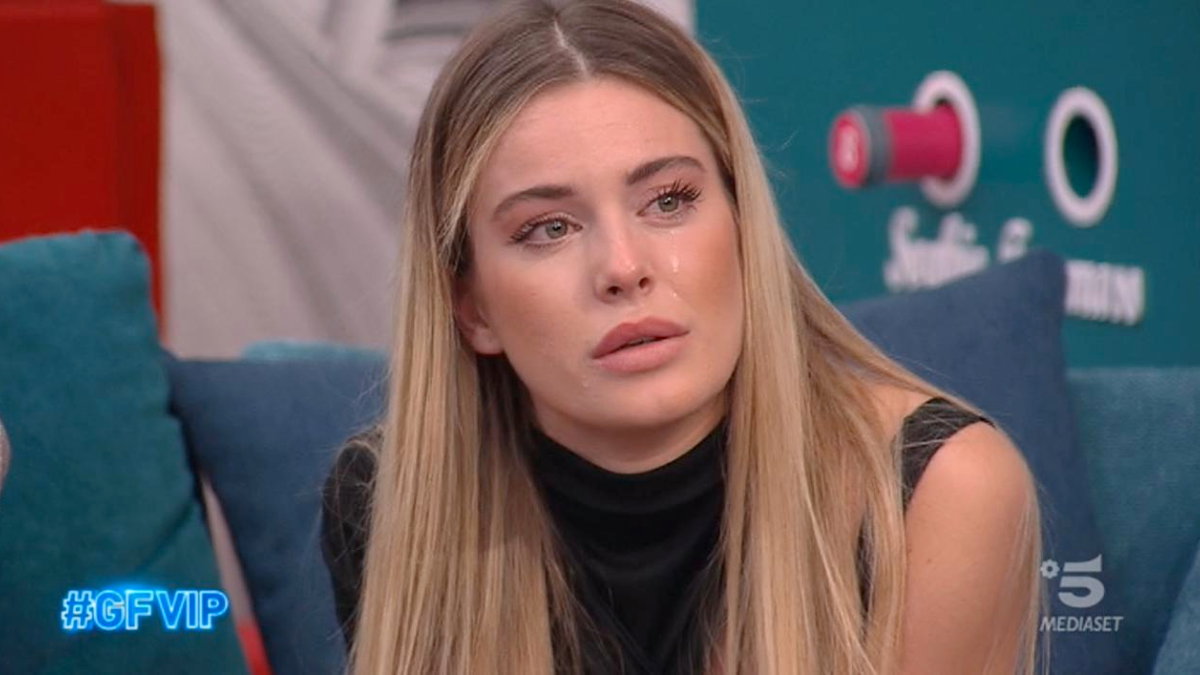 Sophie Codegoni distrutta a Casa Chi: “Sto male. Purtroppo ci sono persone in mezzo” article-post
