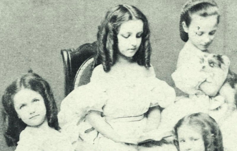 Il peso della galena. La storia della famiglia Sanna article-post