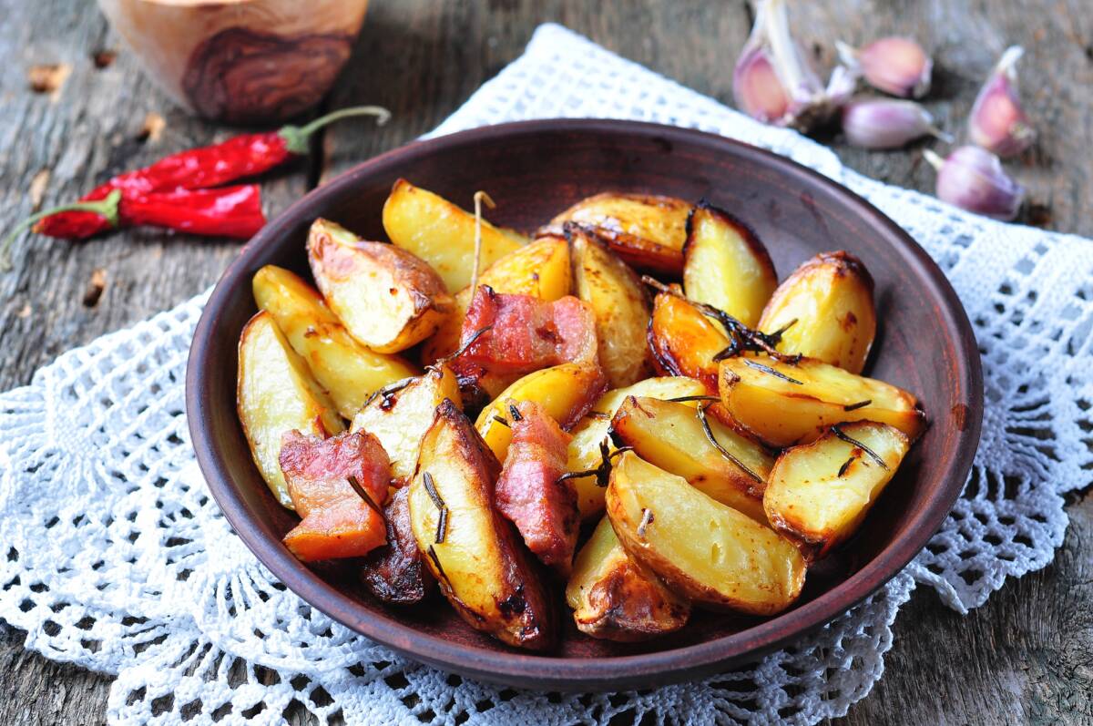 Patate con pancetta e rosmarino in friggitrice ad aria article-post