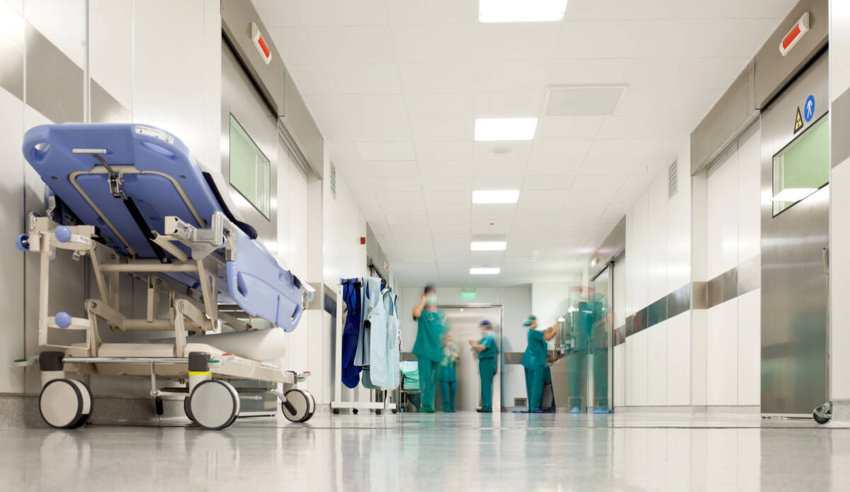 Pronto Soccorso Villa Betania: stanchi di aspettare, aggrediscono gli operatori article-post