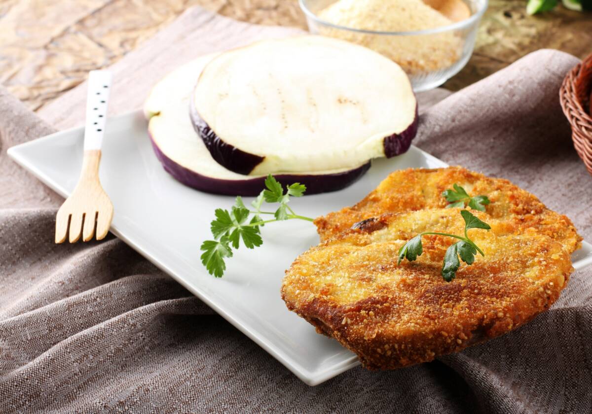 Cotoletta di melanzana vegan in friggitrice ad aria article-post