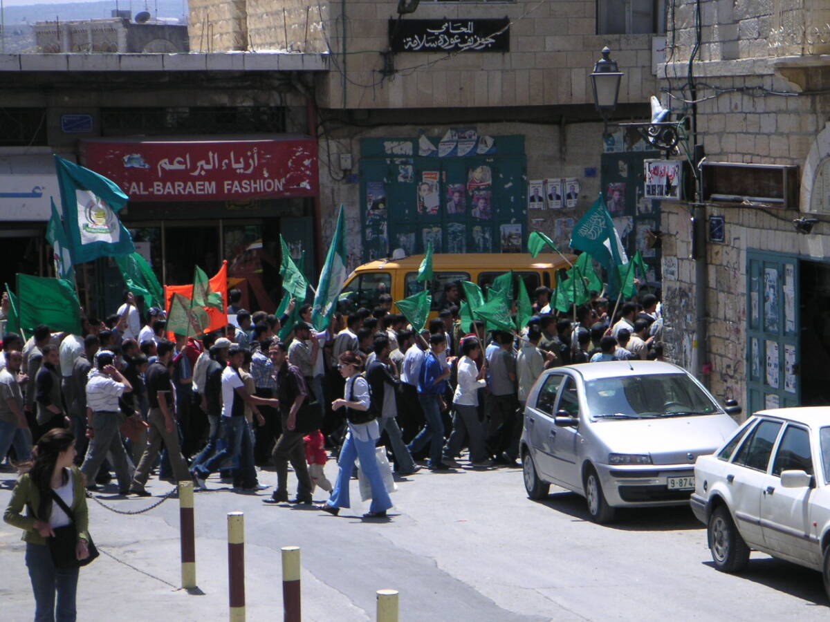 Hamas: “Netanyahu ostacola accordo”. Migliaia di persone in piazza in Israele contro il governo article-post
