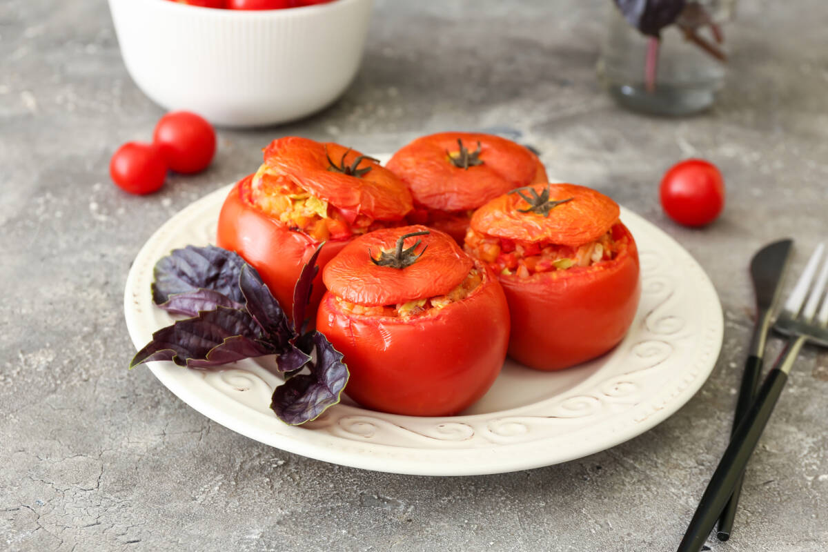 Pomodori ripieni di riso in friggitrice ad aria. La ricetta facilissima article-post
