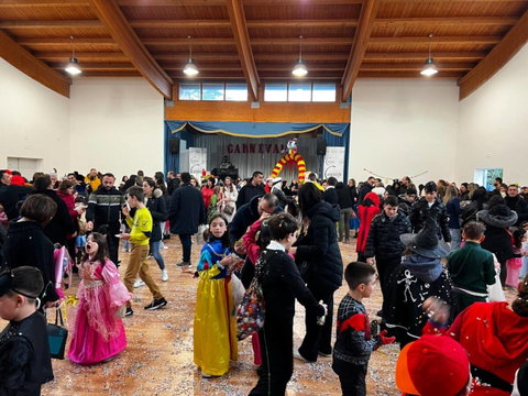 Candelnight: grande successo per la festa di Carnevale preview
