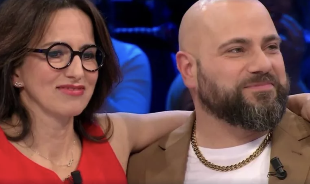 Affari Tuoi: nella puntata del 24 marzo Dino rifiuta offerte importanti e fa bene, portandosi a casa una bella cifra article-post