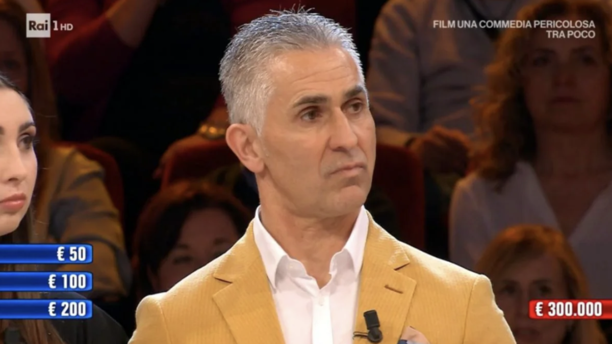 Affari Tuoi: Alberto getta tutto al vento e torna a casa a mani vuote. Grandi polemiche sui social article-post