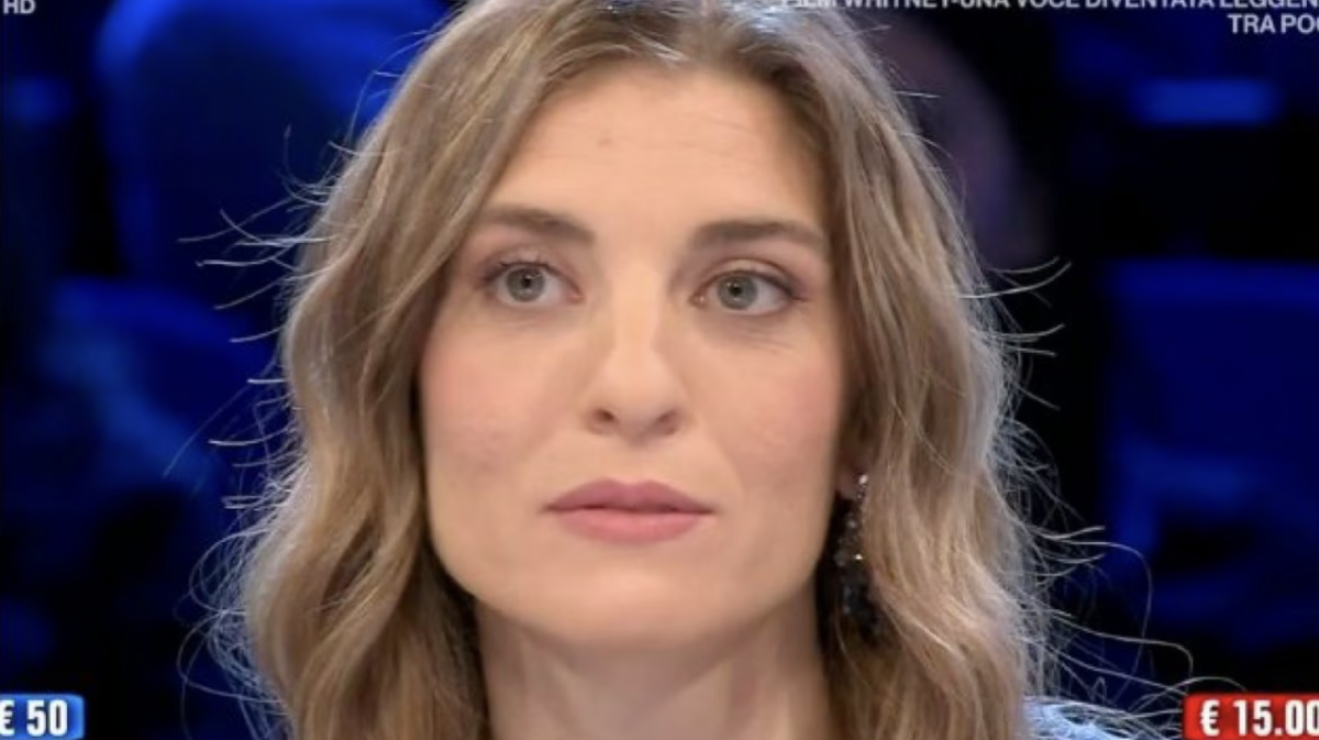 Affari Tuoi: Chiara commette un grande errore, ma il Dottore le viene in soccorso article-post