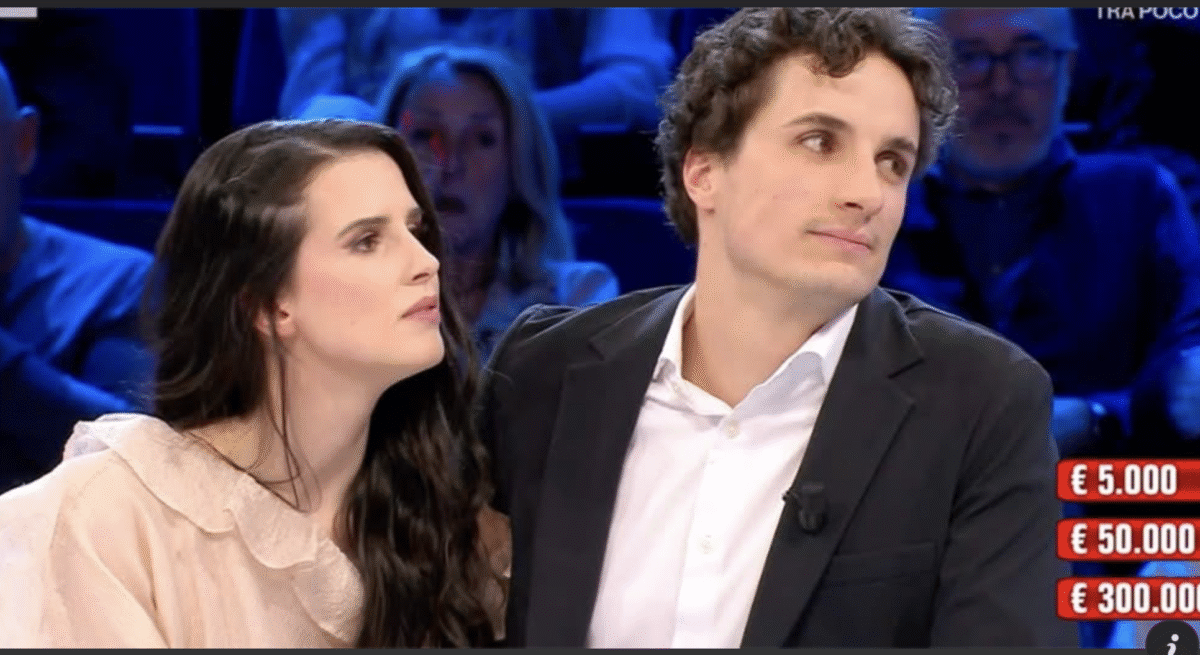Affari Tuoi: Simon e Anna commettono un clamoroso errore dicendo no all’offerta del Dottore article-post