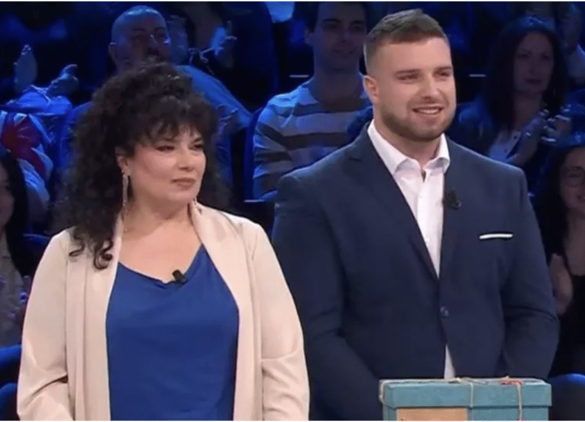 Affari Tuoi: Alessio vince, ma scatta la polemica e Stefano De Martino alza la voce article-post