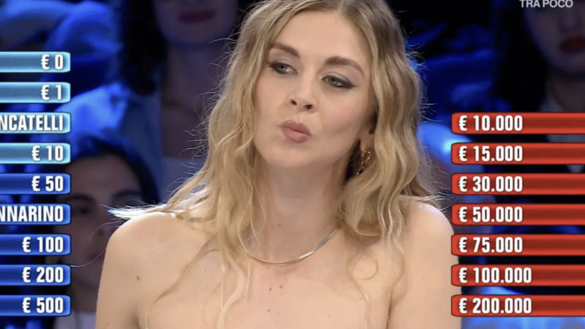 Affari Tuoi: Sara lancia frecciate al fratello, poi vince ma viene criticata sul web article-post