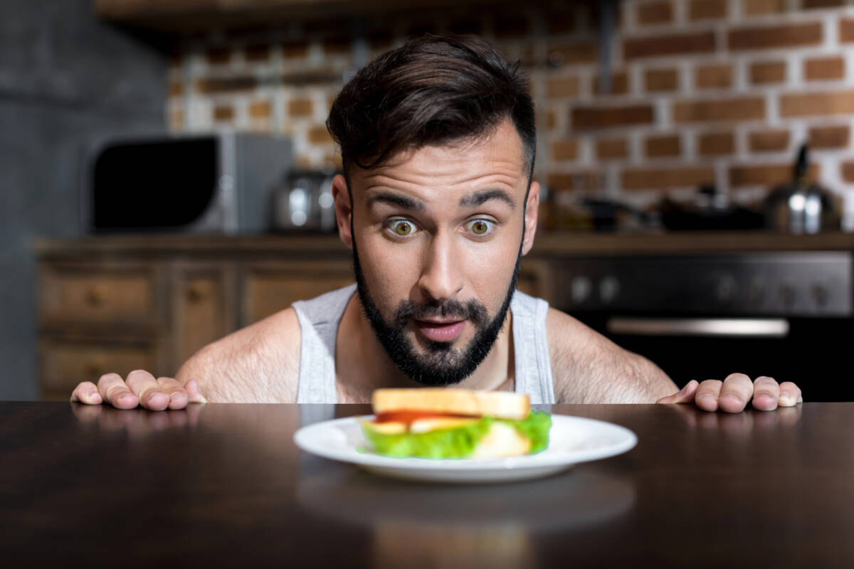 Smetti di mangiare per stress con questo semplice trucco article-post