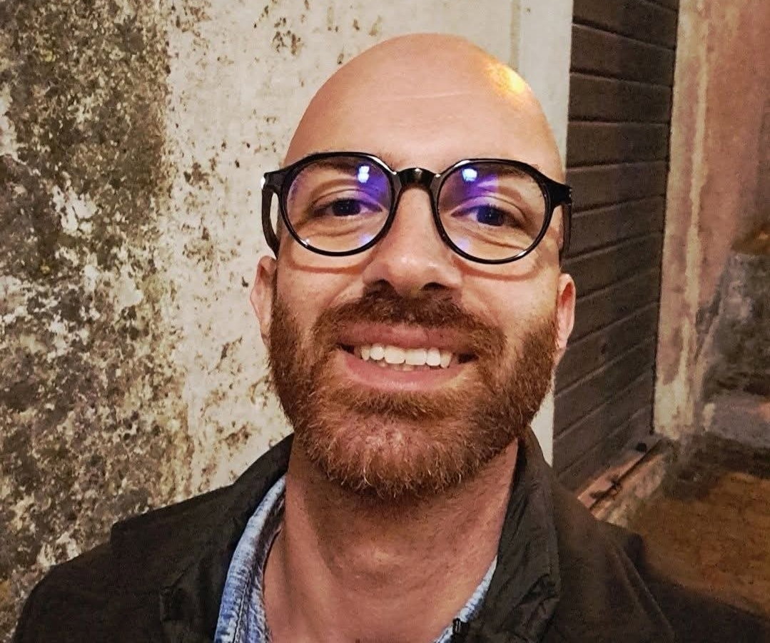 Salvatore Falabella: il sindaco-eroe di Lagonegro, che sceglie la legalità e si fa demolire la casa article-post