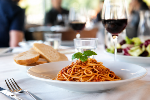 Il menù low cost a soli 10 euro: un pranzo completo dal primo al dolce preview