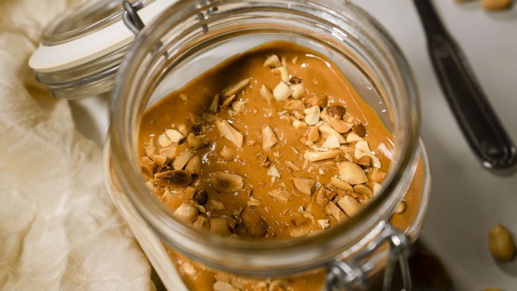 Burro di arachidi fatto in casa light senza olio - consigli e segreti