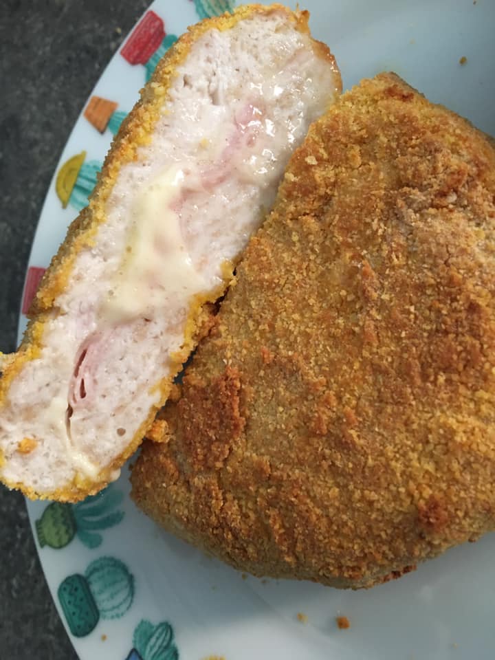 Cordon bleu fatti in casa in friggitrice ad aria, pronti in 15 minuti preview