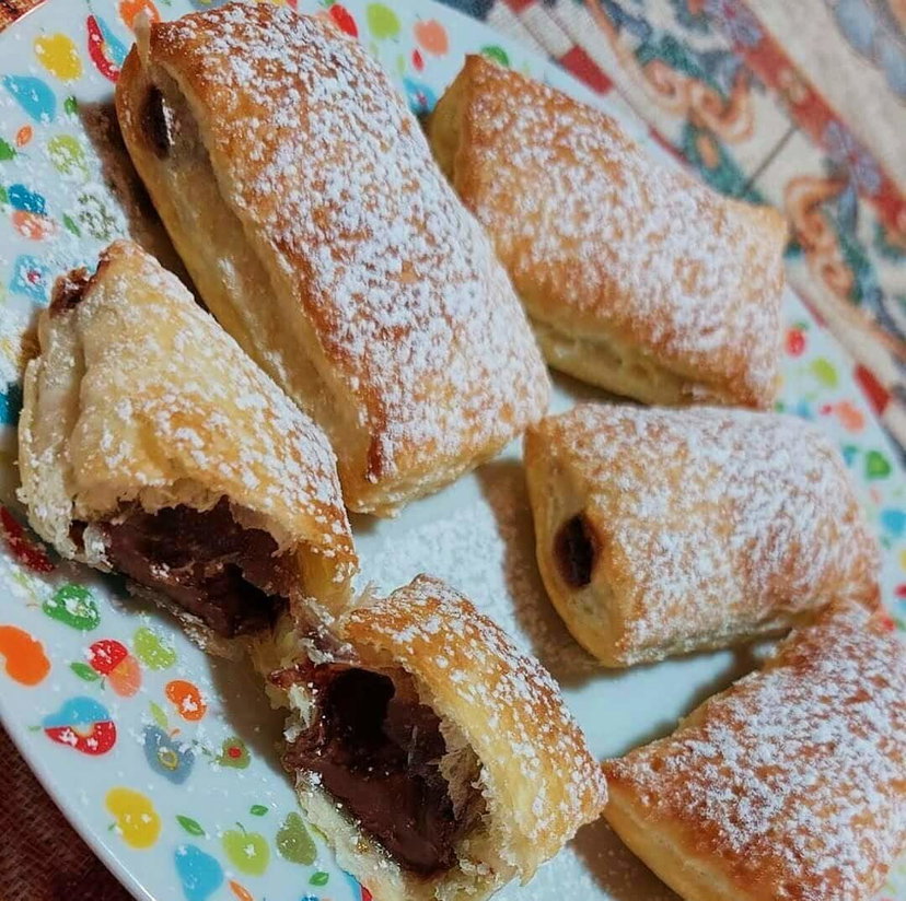 Frottole di Carnevale alla Nutella in friggitrice ad aria, dolcetti pronti in 6 minuti preview