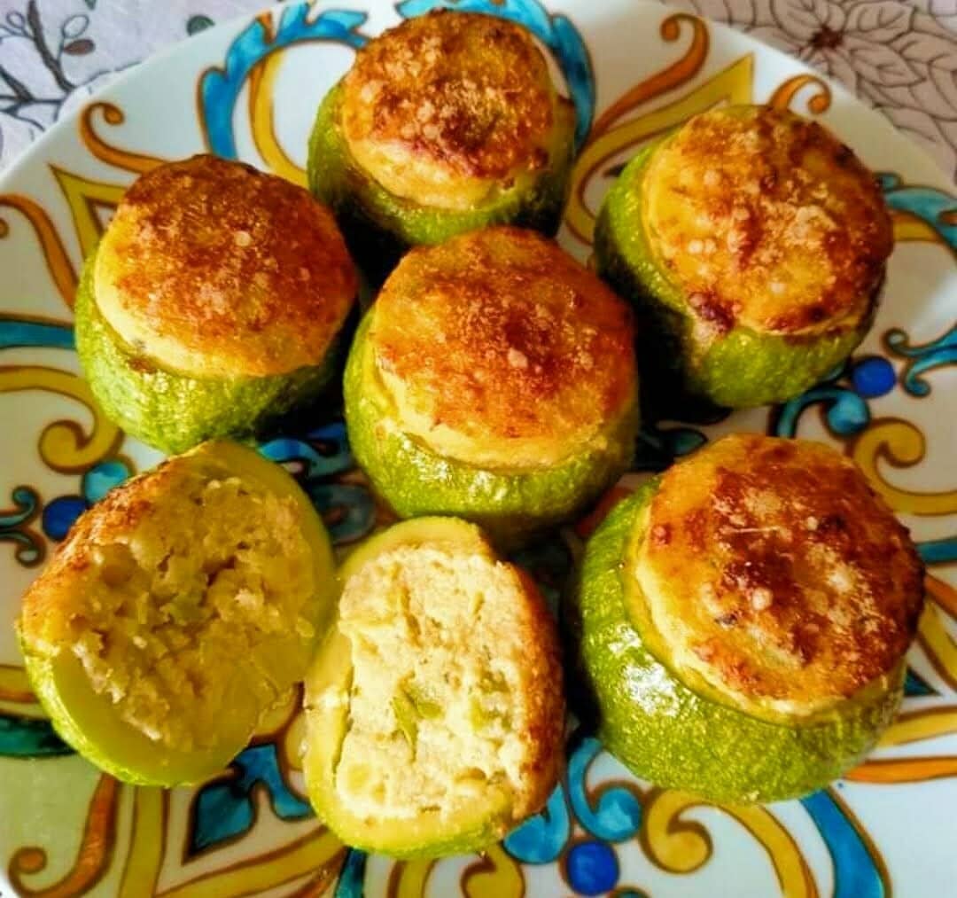 Zucchine ripiene in friggitrice ad aria, ecco la ricetta facile e veloce