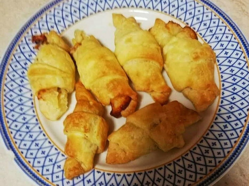 Cornetti salati in friggitrice ad aria, perfetti per un aperitivo dell’ultimo momento preview