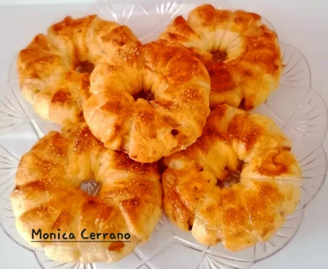 Ciambelle di mele in friggitrice ad aria, pronte in pochi minuti article-post