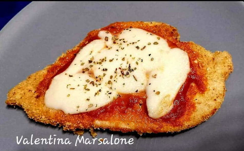 Petto di pollo alla pizzaiola in friggitrice ad aria, così morbido non l’avete mai mangiato preview