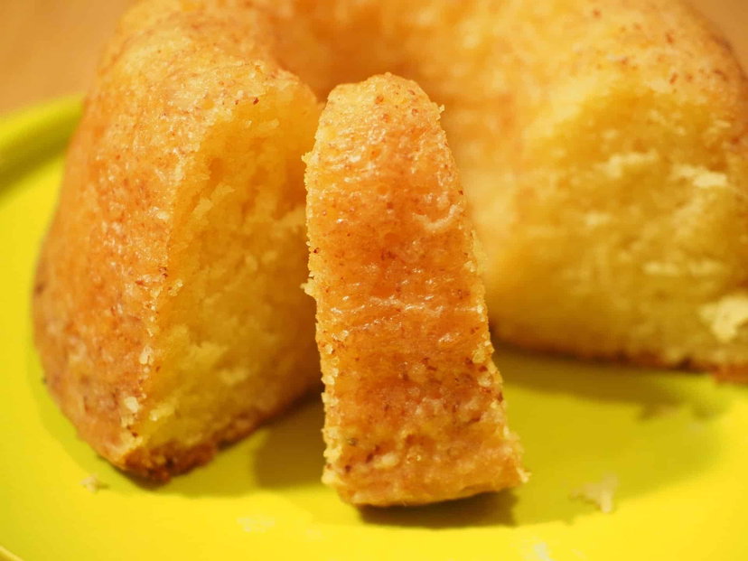 Ciambella con succo di limone in friggitrice ad aria, talmente soffice che si scioglie in bocca preview