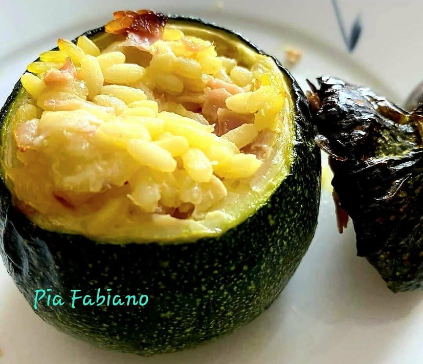 Zucchine ripiene di riso in friggitrice ad aria, un primo piatto da veri chef preview