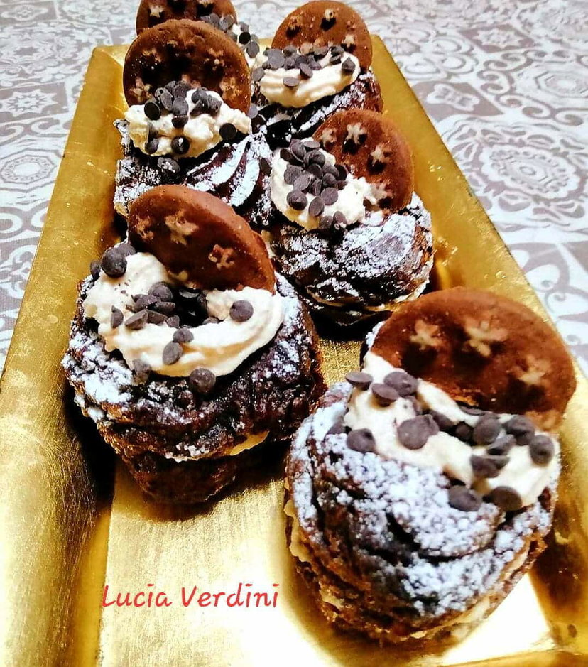 Zeppole pan di stelle in friggitrice ad aria, golosi dolcetti al cioccolato preview