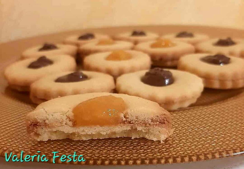 Biscotti occhi di bue in friggitrice ad aria, ecco la ricetta perfetta preview