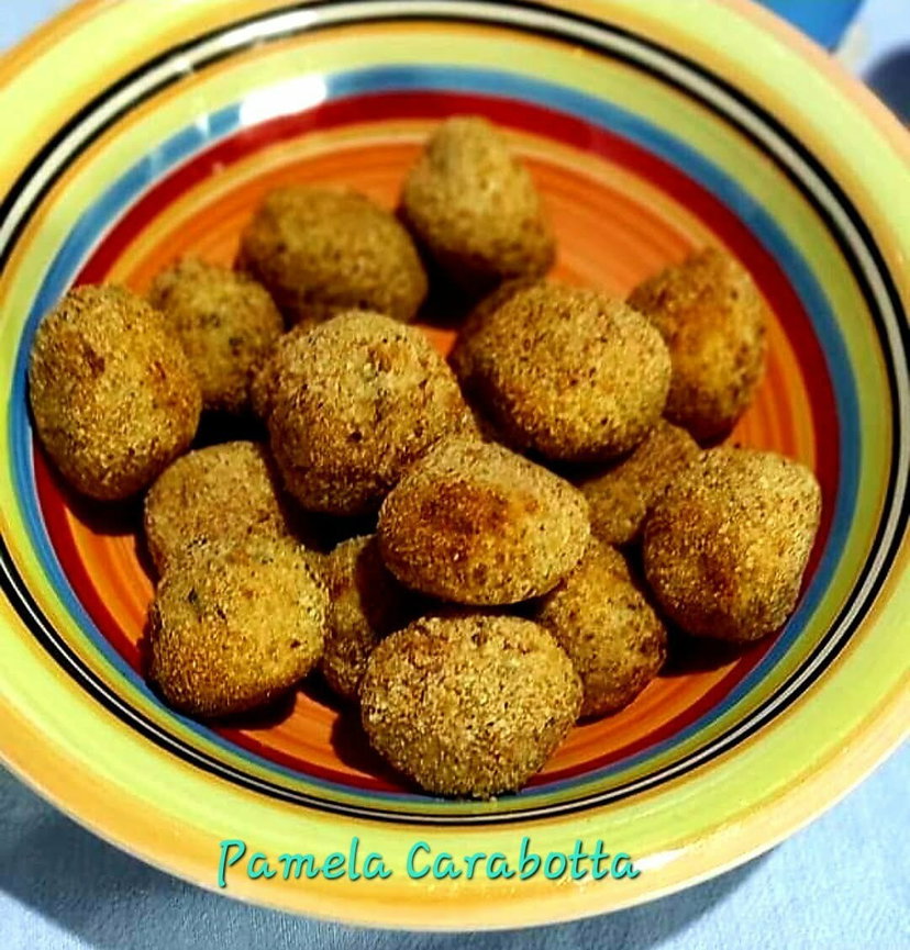 Polpette di tonno e patate in friggitrice ad aria, buone sia calde che fredde preview