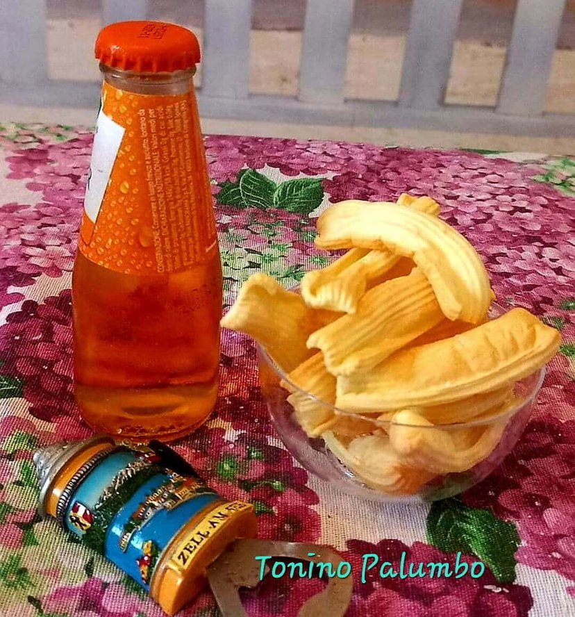 Snack di patate con pastamaker fritte in friggitrice ad aria, indovinate l’ingrediente segreto preview