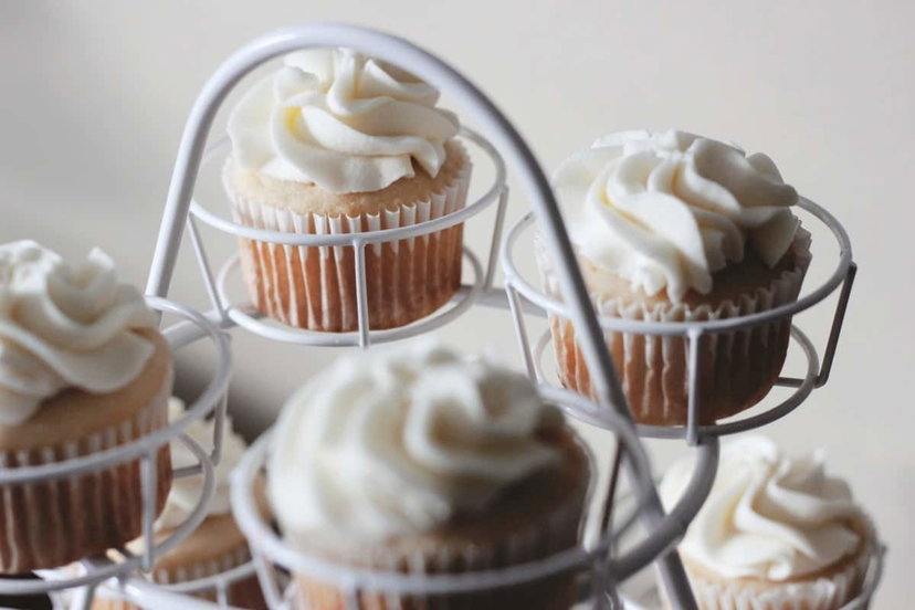 Muffin al limone in friggitrice ad aria, così morbidi che si sciolgono in bocca preview