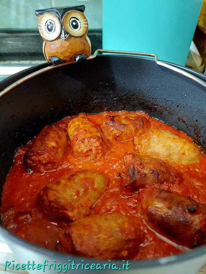 Salsiccia al sugo in friggitrice ad aria preview