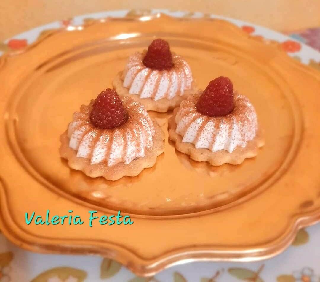 Dolcetti di pasta frolla con panna cotta in friggitrice ad aria, i pasticcini buonissimi article-post
