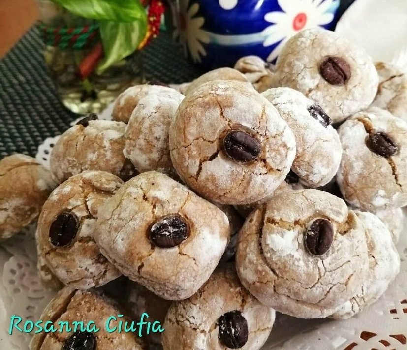 Biscotti al caffè in friggitrice ad aria, talmente buoni che uno tira l’altro preview